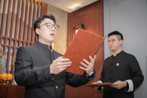 罗湖区委统战部副部长、工商联党组书记叶志伟一行到巨星国际调研
