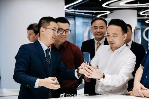 秋日餐叙 共叙商机|巨星国际董事长李厚德受邀参加丽泽SOHO秋日餐叙