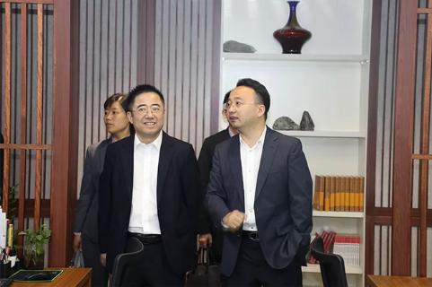 明光市市委书记被巨星国际企业文化深深感动 | 深入沟通合作空间广阔